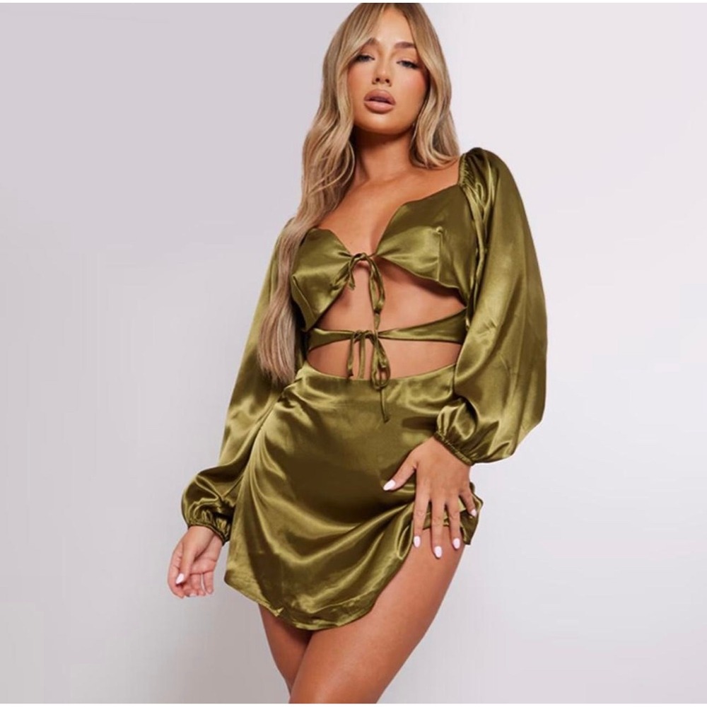 New PrettyLittleThing Olive Satin Cut Out Tie Detail Shift Mini Dress Womens 4‎